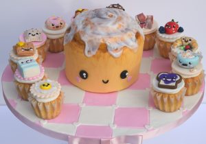 Easy Checkerboard Cake Board