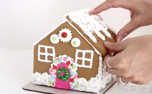 Sprinkle Pop Gingerbread Roof
