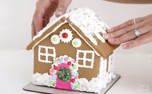 Sprinkle Pop Gingerbread Roof