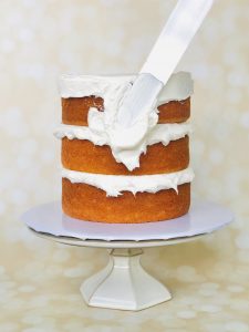 Coating Summer Bloom Cake by Wahida Liapis