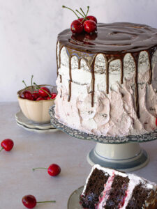 Flavor Right Very Cherry Cake