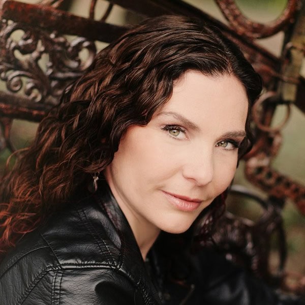 Shani Christenson headshot