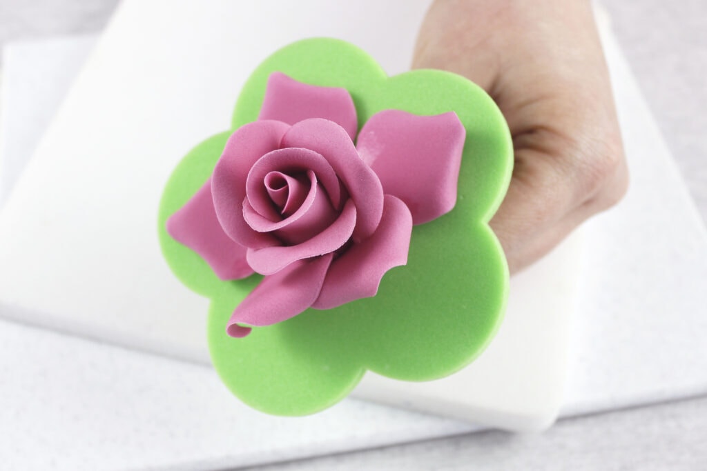 easy gum paste rose