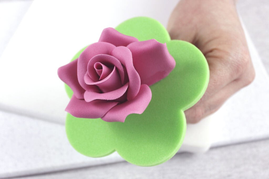 easy gum paste rose