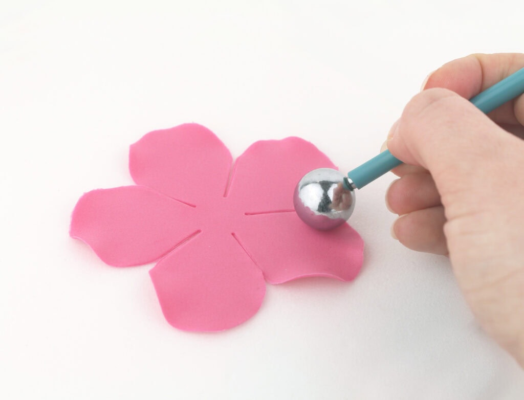 easy gum paste rose