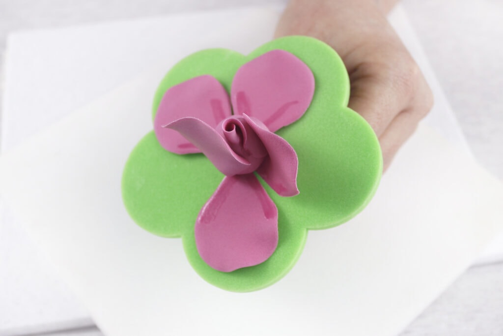 easy gum paste rose