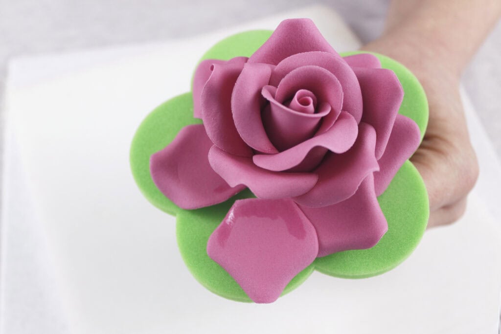 easy gum paste rose
