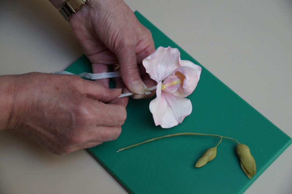 Assembling Orchid Step 1