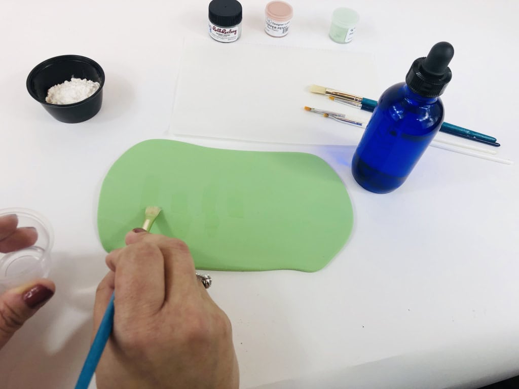 Creating the Rusted Fondant Effect
