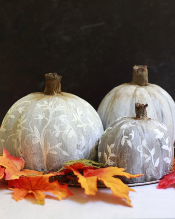 buttercream pumpkin cake